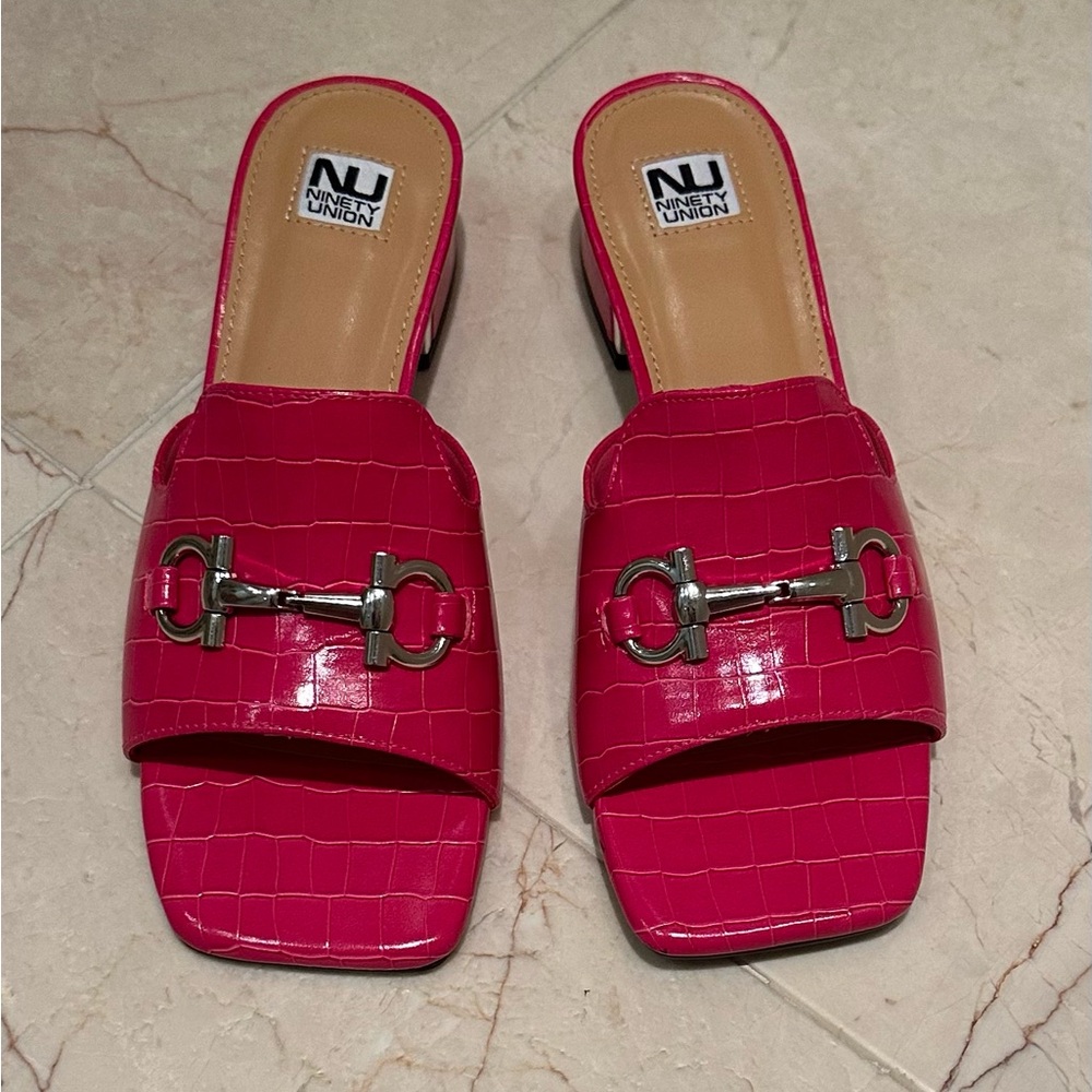 Croc Embossed Block Sandals